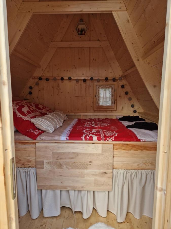 Les Cabanes Feeriques Du Cheix Saint-Diery Экстерьер фото