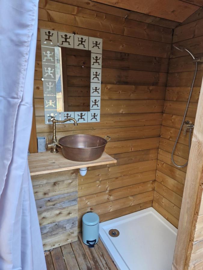 Les Cabanes Feeriques Du Cheix Saint-Diery Экстерьер фото